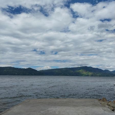 Maruba Inn Tuk Tuk Luaran gambar